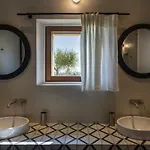 Villa Isulatravel- Casa Carlita