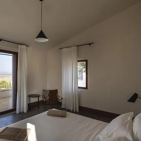Isulatravel- Casa Carlita Вилла Ното